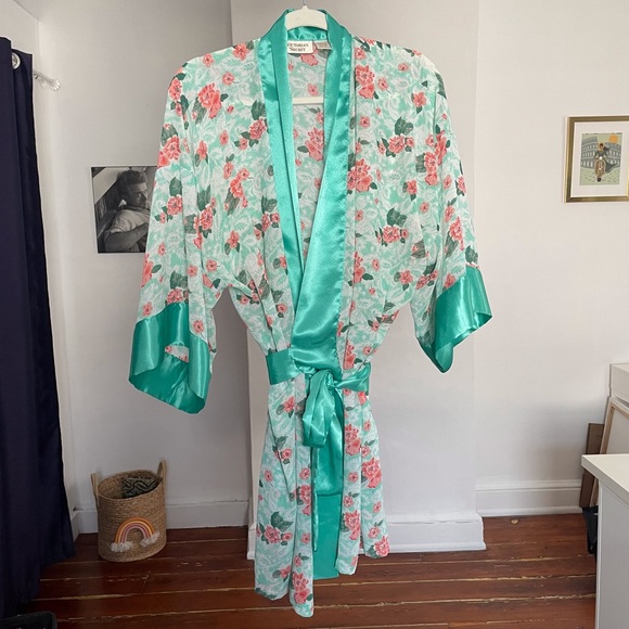 Victoria's Secret Other - Vintage Gold Label Floral Robe